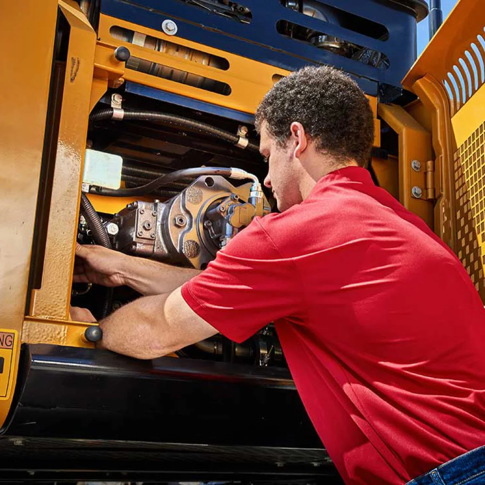 Naprawa koparki Sany